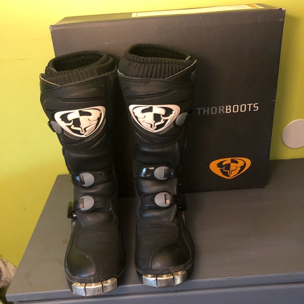 Size 7 Thor Motocross Riding Boots